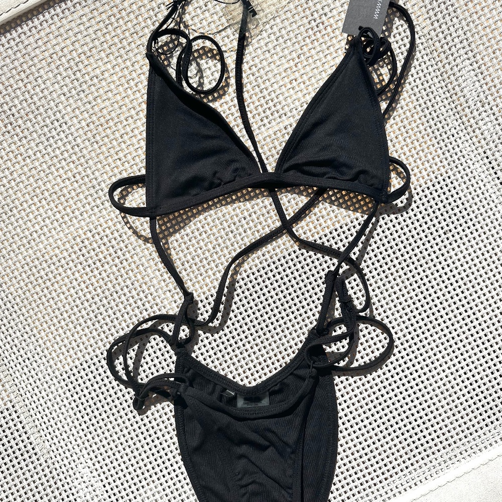 Minimale Animale Lucid Onesie